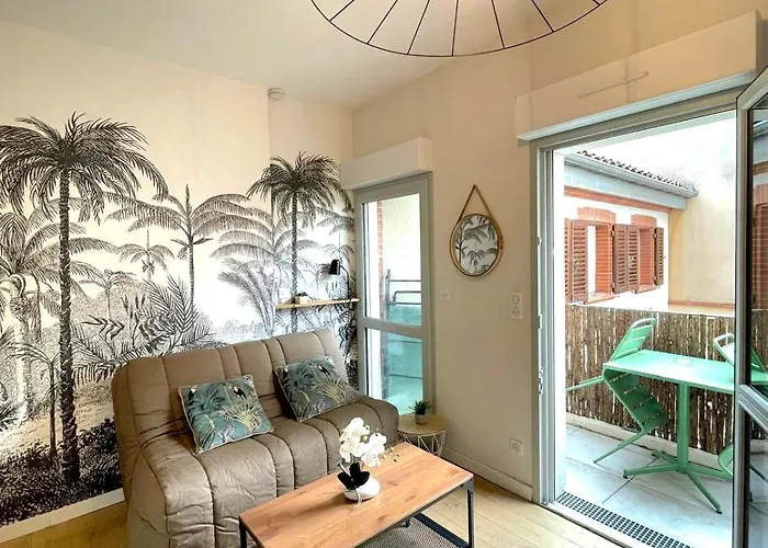 Studio Chic & Balcon - Hypercentre - Gare - Metro