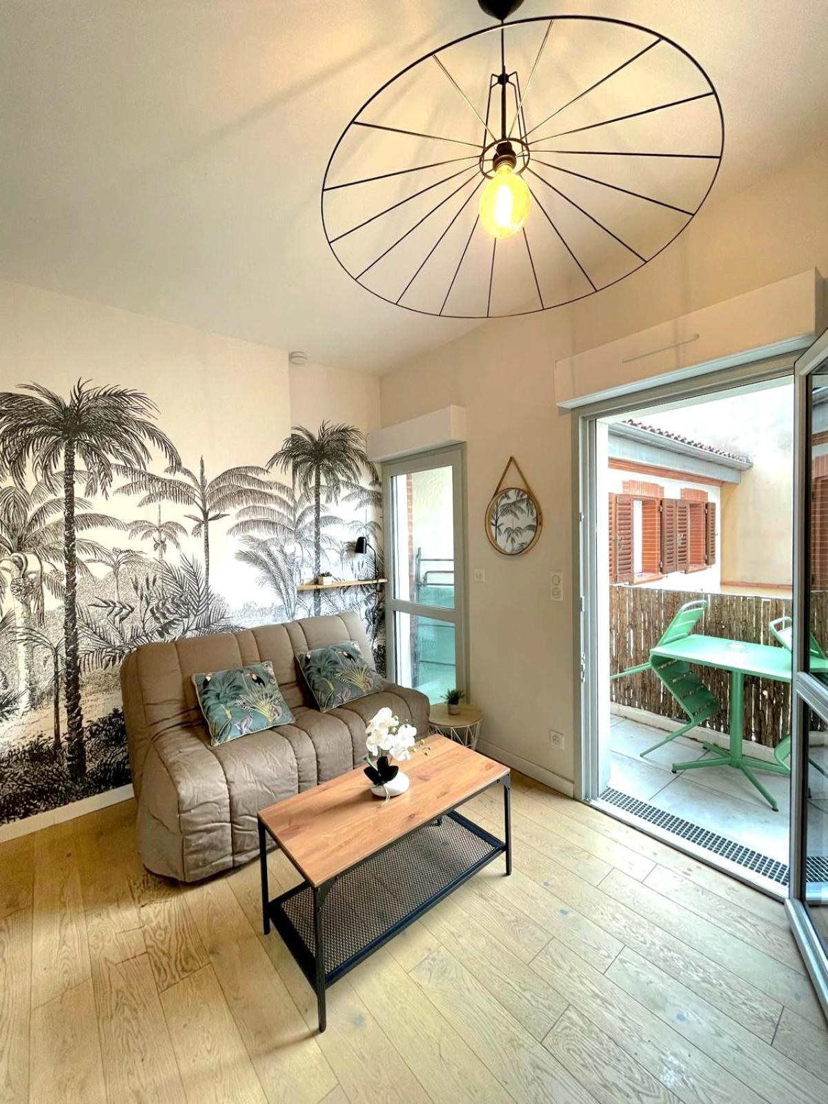 Chic & Balcon - Hypercentre - Gare - Metro Apartment Toulouse